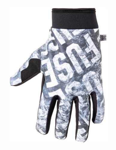 fuse-chroma-gloves-us-min.jpg
